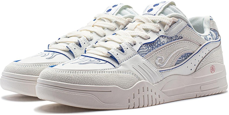Li-Ning Moon White 'Putih Perak' AGCS427-15 Lookbook Li-Ning Moon White 'Putih Perak' AGCS427-15