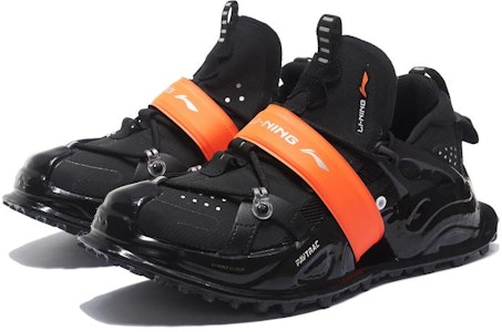 Li-Ning Titan Halo 'Hitam Orange' AZGS101-1 Lookbook Li-Ning Titan Halo 'Hitam Orange' AZGS101-1