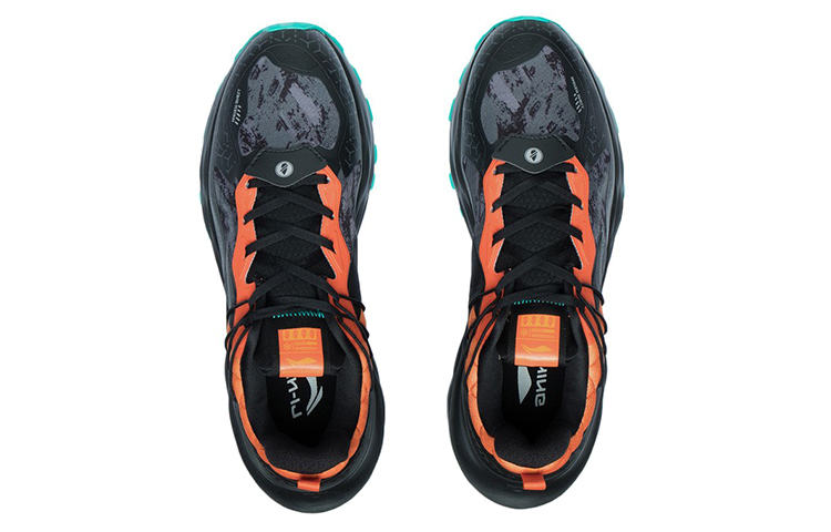 Shop 李宁 Plus '黑橙' AGLR231-4