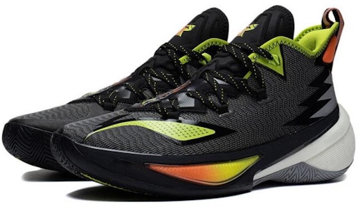 LiNing 李寧 空襲9 頂級輕量化 高反彈 減震防滑耐磨 中筒 籃球鞋 黑綠 Lookbook LiNing 李寧 空襲9 頂級輕量化 高反彈 減震防滑耐磨 中筒 籃球鞋 黑綠