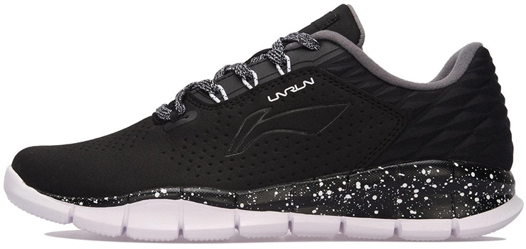 li-ning-running-black-white-arkm-023-4