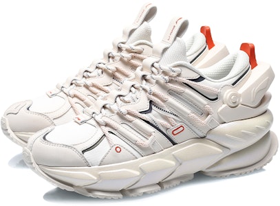 李寧ランニングシューズ 低床「エッグミルクグレー」 ARLR001-2 Lookbook 李寧ランニングシューズ 低床「エッグミルクグレー」 ARLR001-2