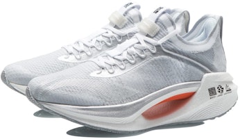 LiNing李寧 絕影 Essential 反光一體織 低筒 跑步鞋 男款 冰藍銀 Lookbook LiNing李寧 絕影 Essential 反光一體織 低筒 跑步鞋 男款 冰藍銀