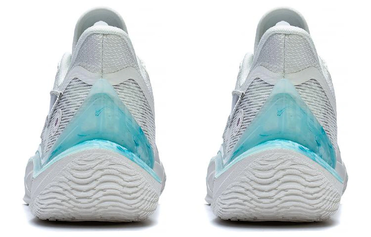 Li-Ning Sonic 11 'Cloud White Blue'