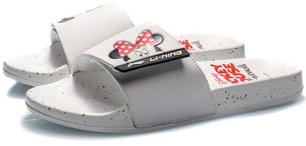 迪士尼 x 李宁 米奇聯名 運動拖鞋 女款 白色 Lookbook 迪士尼 x 李宁 米奇聯名 運動拖鞋 女款 白色