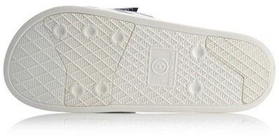 리닝 X 디즈니 미키 마우스 화이트 슬리퍼 (Stylish 함축) AGAQ023-5 Purchase 리닝 X 디즈니 미키 마우스 화이트 슬리퍼 (Stylish 함축) AGAQ023-5