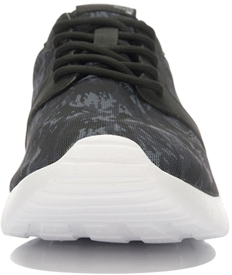 Li-Ning Lari Jalan 'Hitam Putih' GLAL069-5 Shop Li-Ning Lari Jalan 'Hitam Putih' GLAL069-5