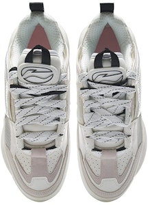 李宁超级波浪“白雪公主”金色 AGCR271-2 Lookbook 李宁超级波浪“白雪公主”金色 AGCR271-2