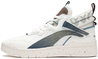 Li-Ning Superwave Mid 'Snow White' AGCS105-2 Li-Ning Superwave Mid 'Snow White' AGCS105-2