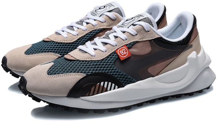 LiNing李寧 方圓 Eternal 耐磨透氣 低筒 跑步鞋 杏黑 Lookbook LiNing李寧 方圓 Eternal 耐磨透氣 低筒 跑步鞋 杏黑