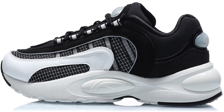 li-ning-v8-black-white-arhq-145-1
