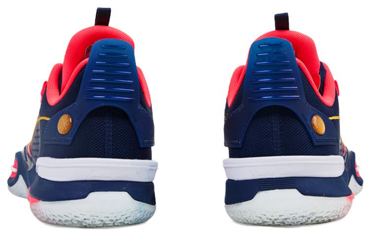 Shop 리닝 웨이드 올시티 10 로우 "다크 블루 레드" ABAS009-25