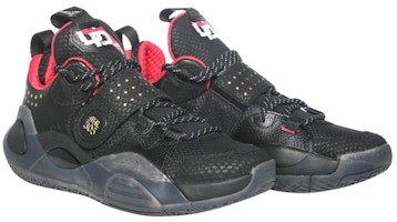 李宁 全城8 "MR 305" 韦德系列減震籃球鞋 黑紅 Lookbook 李宁 全城8 "MR 305" 韦德系列減震籃球鞋 黑紅