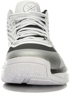 Li-Ning Wade Sepanjang Hari 'Putih Hitam' ABAL027-1 Shop Li-Ning Wade Sepanjang Hari 'Putih Hitam' ABAL027-1