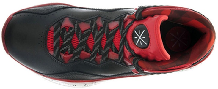 李宁 WOW 3 中幫 籃球鞋 男款 黑紅白 Lookbook 李宁 WOW 3 中幫 籃球鞋 男款 黑紅白