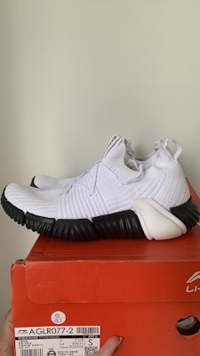 Li-Ning Way of Wade 'Wukong' Kasut Sukan AGLR077-2 Buy Li-Ning Way of Wade 'Wukong' Kasut Sukan AGLR077-2