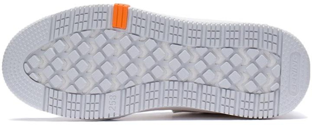 Li-Ning Xingchuan V1.5 'Putih Biru' AGCS239-1 Purchase Li-Ning Xingchuan V1.5 'Putih Biru' AGCS239-1