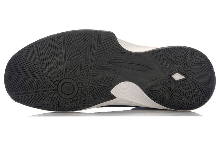 Purchase LiNing李寧 云減震中筒場地籃球鞋 黑白