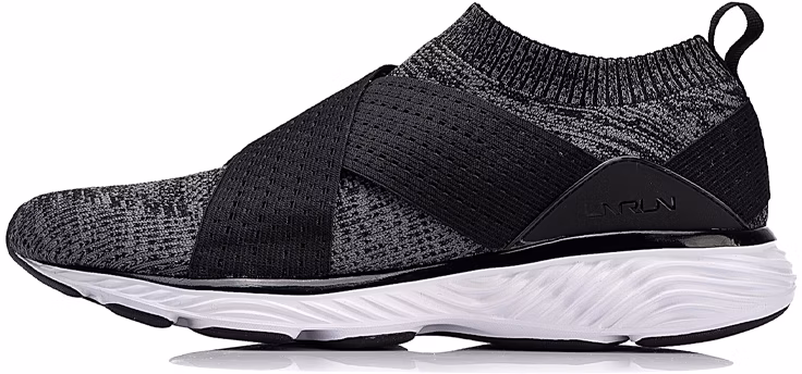 li-ning-yun-wu-black-white-arhn-061-4
