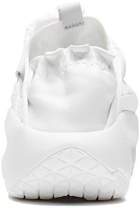 Li-Ning YunYou Fluffy 'Putih Salju' AZGS145-1 Purchase Li-Ning YunYou Fluffy 'Putih Salju' AZGS145-1