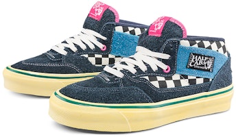 Liberaiders x Vans Half Cab 33 DX 'Turkish' Sepatu Sneakers Pria. VN0A5KX6BZU Lookbook Liberaiders x Vans Half Cab 33 DX 'Turkish' Sepatu Sneakers Pria. VN0A5KX6BZU