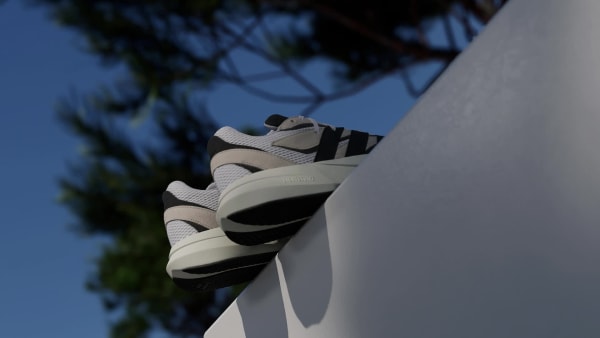 Order Luz Blaze JH6944