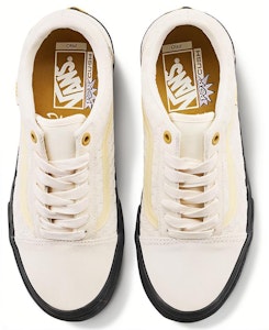 Lizzie Armanto x Vans Old Skool Pro 'Hitam Antik' VN0A45JC0ZY Shop Lizzie Armanto x Vans Old Skool Pro 'Hitam Antik' VN0A45JC0ZY