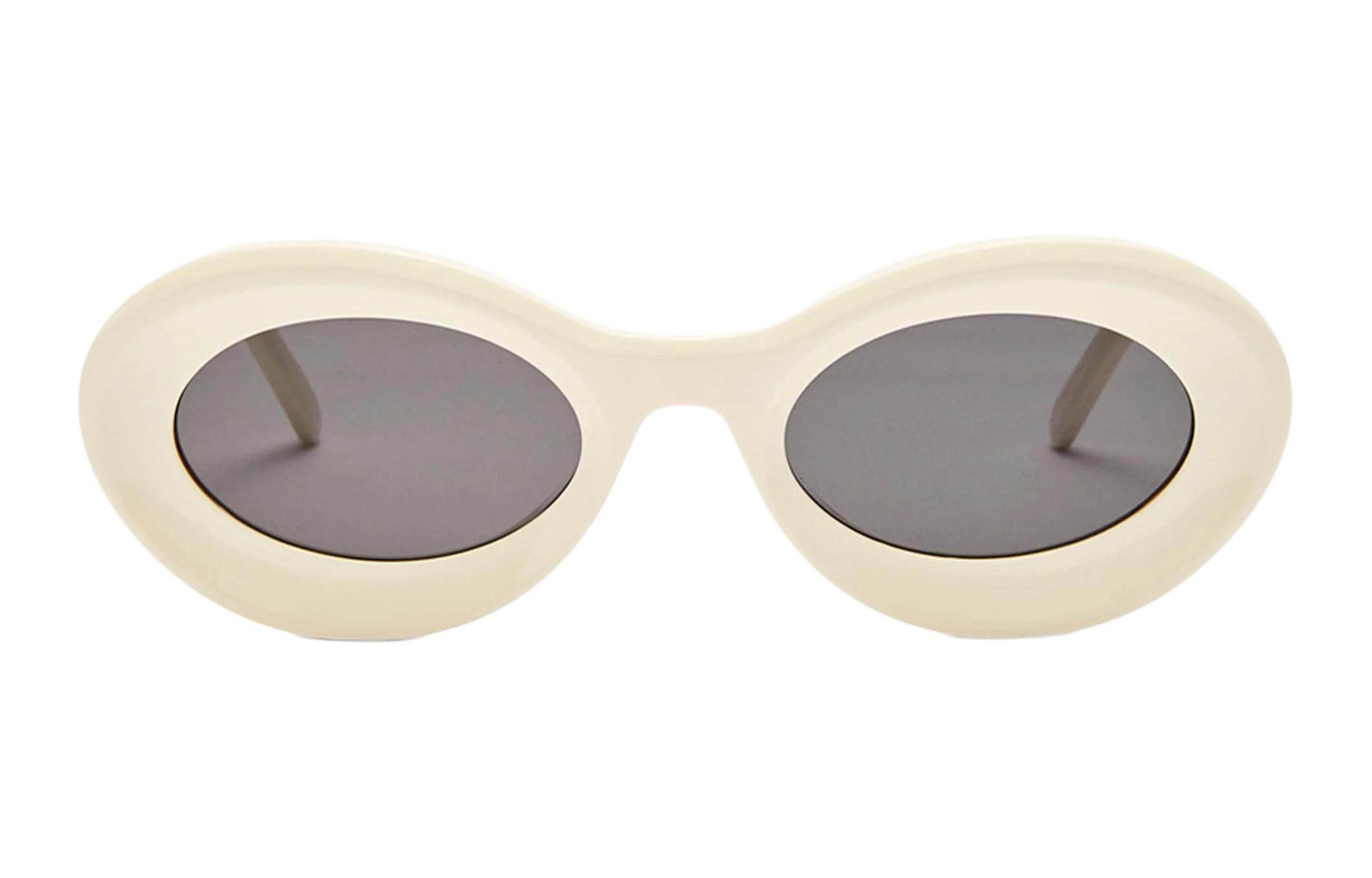 Lookbook LOEWE 白色椭圆醋酸板太阳镜搭配标志镜腿. LW40110U5025A