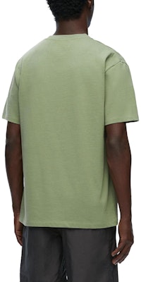 Camiseta LOEWE Slim Fit Cuello Redondo con Logo en Verde Caqui. H526Y22XB8-1889 Purchase Camiseta LOEWE Slim Fit Cuello Redondo con Logo en Verde Caqui. H526Y22XB8-1889