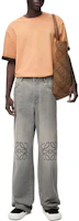 Lookbook LOEWE Anagram FW24 Logo Patch Relaxed Straight Leg Jeans Men’s Gray Mix. H526Y11W57-1440