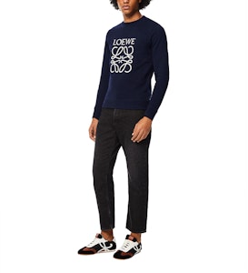 LOEWE Anagram 海軍藍純棉刺繡標誌圓領衛衣 H526Y24J02-5110 Details for LOEWE Anagram 海軍藍純棉刺繡標誌圓領衛衣 H526Y24J02-5110