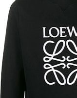 LOEWE 男士黑色刺绣Logo圆领卫衣 H6109900CR-1100 Sizing LOEWE 男士黑色刺绣Logo圆领卫衣 H6109900CR-1100