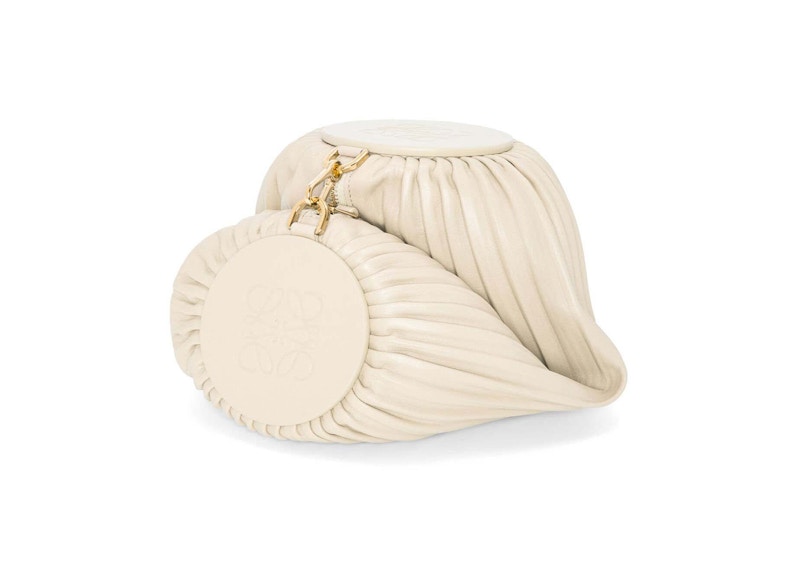LOEWE Bracelet Pouch In Pleated Nappa Angora 圖 2
