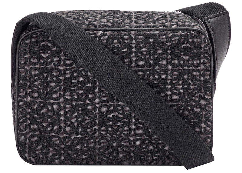 Order Bolso Cámara LOEWE en Jacquard Anagrama Mini Antracita/Negro