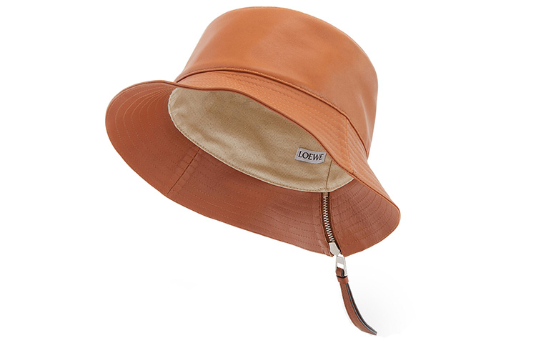 Lookbook LOEWE 休閒帆布漁夫帽 中性時尚款式 11210010-2530