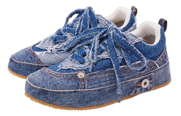 Lookbook LOEWE 蓝色时尚牛仔低帮系带鞋 M816282X74-6395
