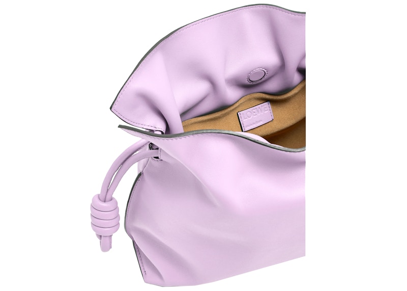 Lookbook 로에베 플라멩코 나파 클러치 (블룸 오키드)
