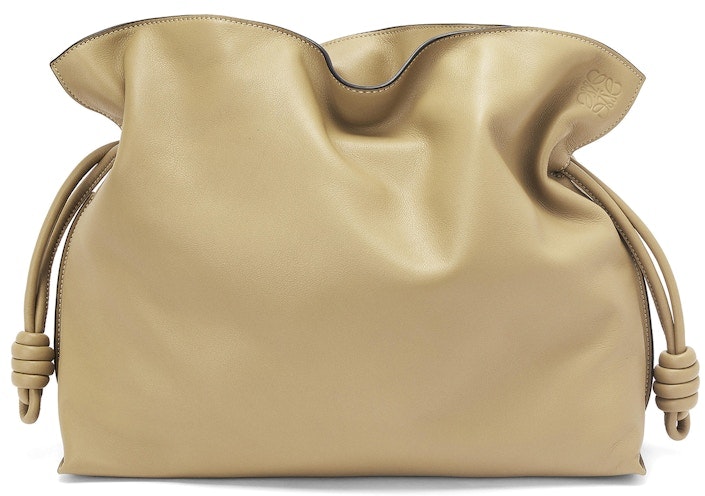 loewe-flamenco-clutch-in-nappa-calfskin-large-clay-green