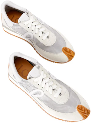 LOEWE Flow Runner ''Silber Weiß'' Sneakers M816282X50-9382 Shop LOEWE Flow Runner ''Silber Weiß'' Sneakers M816282X50-9382