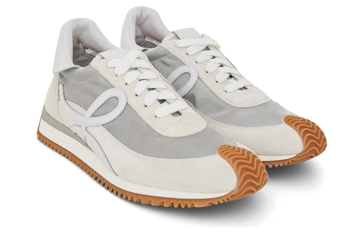Purchase LOEWE Flow Runner ''Silber Weiß'' Sneakers M816282X50-9382