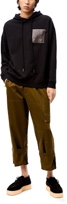 LOEWE FW21 Anagram 皮革貼標連帽衫 黑色 秋季 H526Y25J12-1100 Details for LOEWE FW21 Anagram 皮革貼標連帽衫 黑色 秋季 H526Y25J12-1100