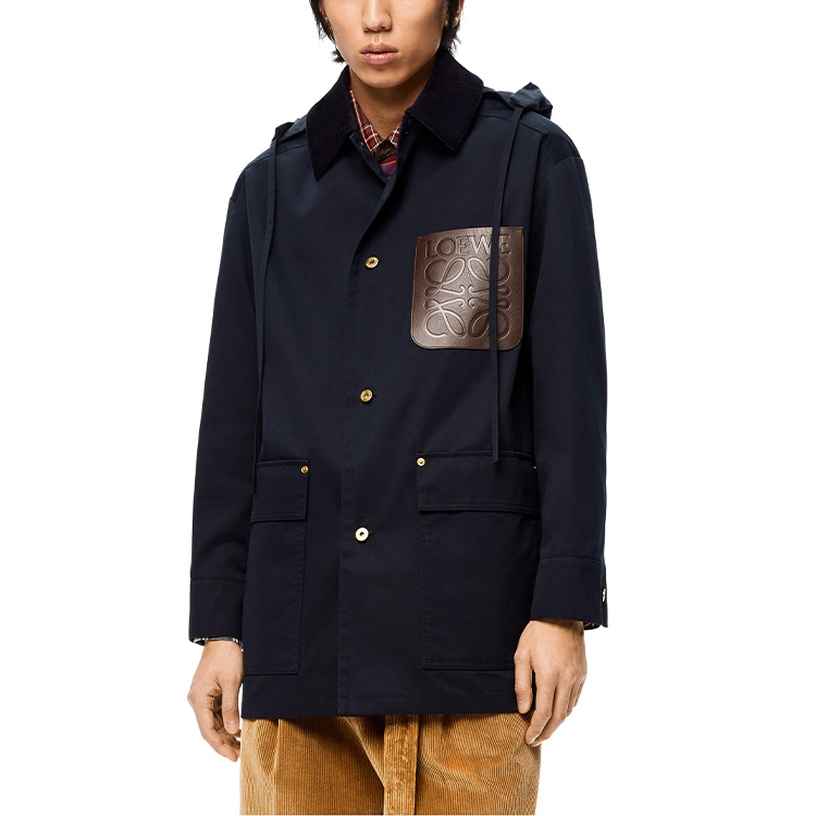 Lookbook LOEWE FW21 Jaket Hoodie Lelaki Navy Biru dengan Corak Warna Solid. H526Y03W16-5110