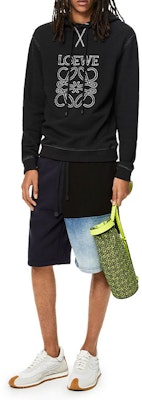 ロエベ FW22 ブラック 刺繍ロゴ オーバーサイズ フーディー H526Y25X02-1100 Shop ロエベ FW22 ブラック 刺繍ロゴ オーバーサイズ フーディー H526Y25X02-1100