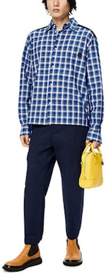 LOEWE 2022秋冬蓝色格纹长袖衬衫. H526Y05W94-1105 Lookbook LOEWE 2022秋冬蓝色格纹长袖衬衫. H526Y05W94-1105