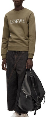 LOEWE FW22 Green Crewneck Sweatshirt with Embroidered Letters. H526Y24J26-4430 Shop LOEWE FW22 Green Crewneck Sweatshirt with Embroidered Letters. H526Y24J26-4430