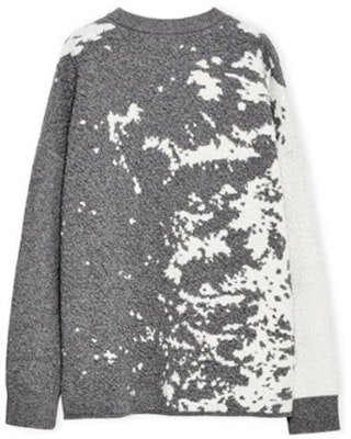 로에베 FW22 그레이 화이트 그래픽 인타르시아 울 스웨터. H526Y14KDI-1122 Lookbook 로에베 FW22 그레이 화이트 그래픽 인타르시아 울 스웨터. H526Y14KDI-1122