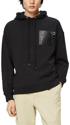 LOEWE FW22 黑色標誌補丁寬鬆連帽衫 秋季休閒長袖上衣 H526Y25X15-1100 Purchase LOEWE FW22 黑色標誌補丁寬鬆連帽衫 秋季休閒長袖上衣 H526Y25X15-1100