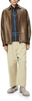 Shop ロエベ FW22 ナッパレザー ジップアップ シャツジャケット カーキ アウターウェア H526Y31L03-4160