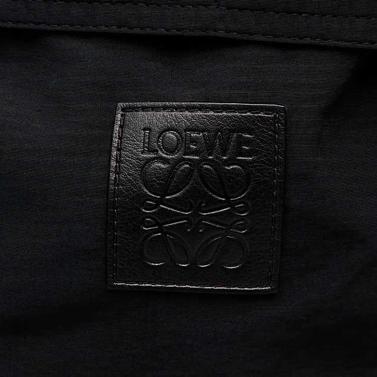 Sizing 로에베 FW23 블랙 솔리드 컬러 미드 기장 후드 파카 재킷 H526Y01WAS-1100