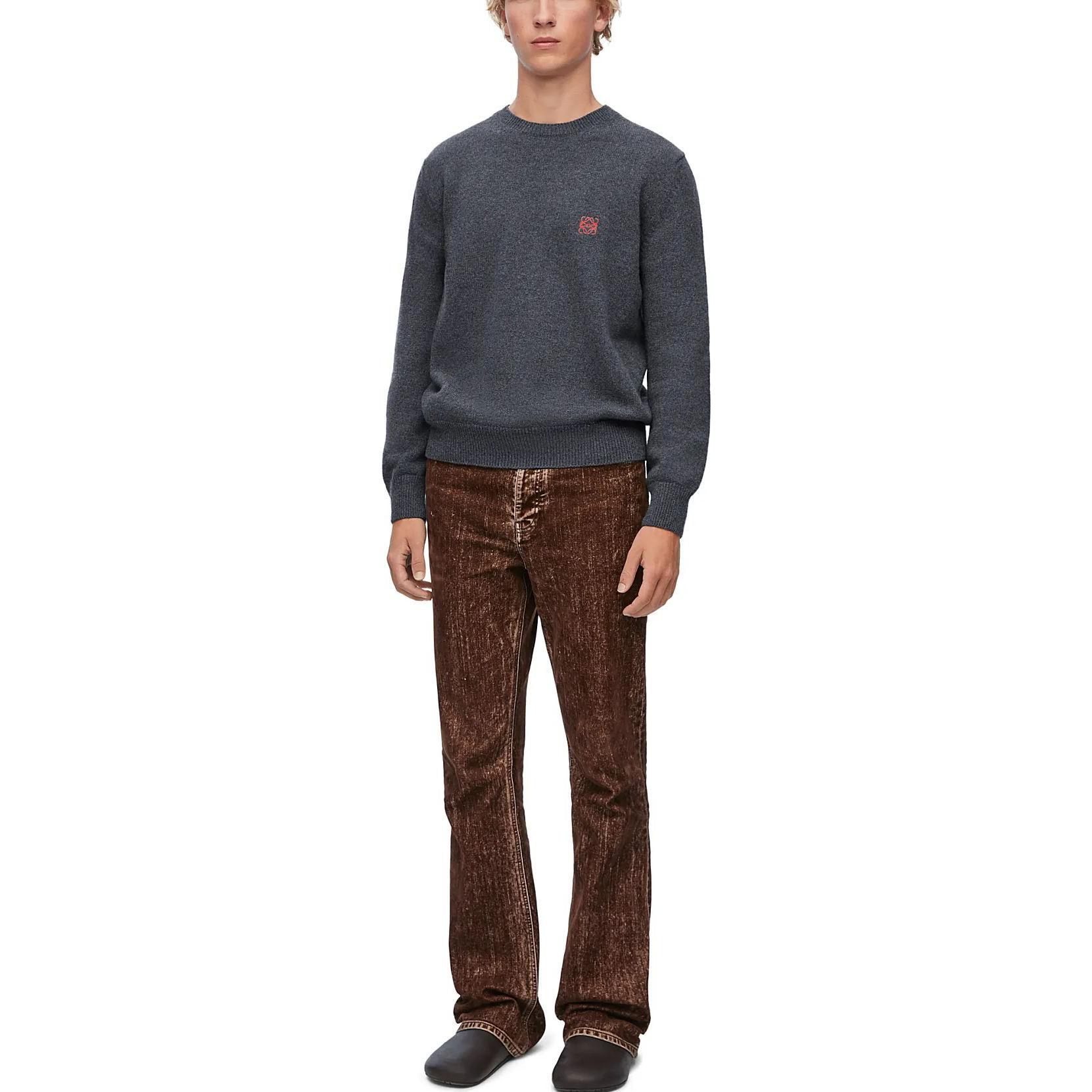 Lookbook LOEWE FW23 Logo Crewneck Baju Rajut Lengan Panjang. H526Y14KH1-1120